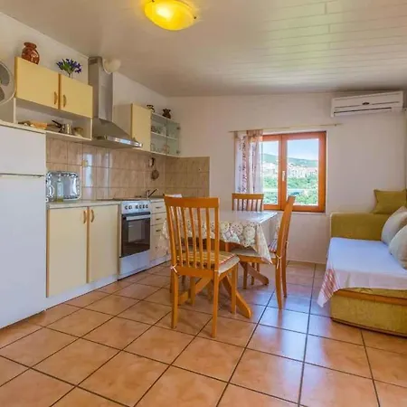 Apartment In 13731
