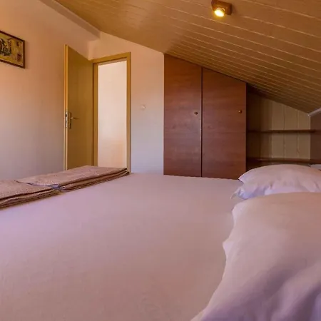 In 13731 Apartment