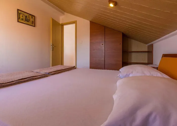Apartment In 13731